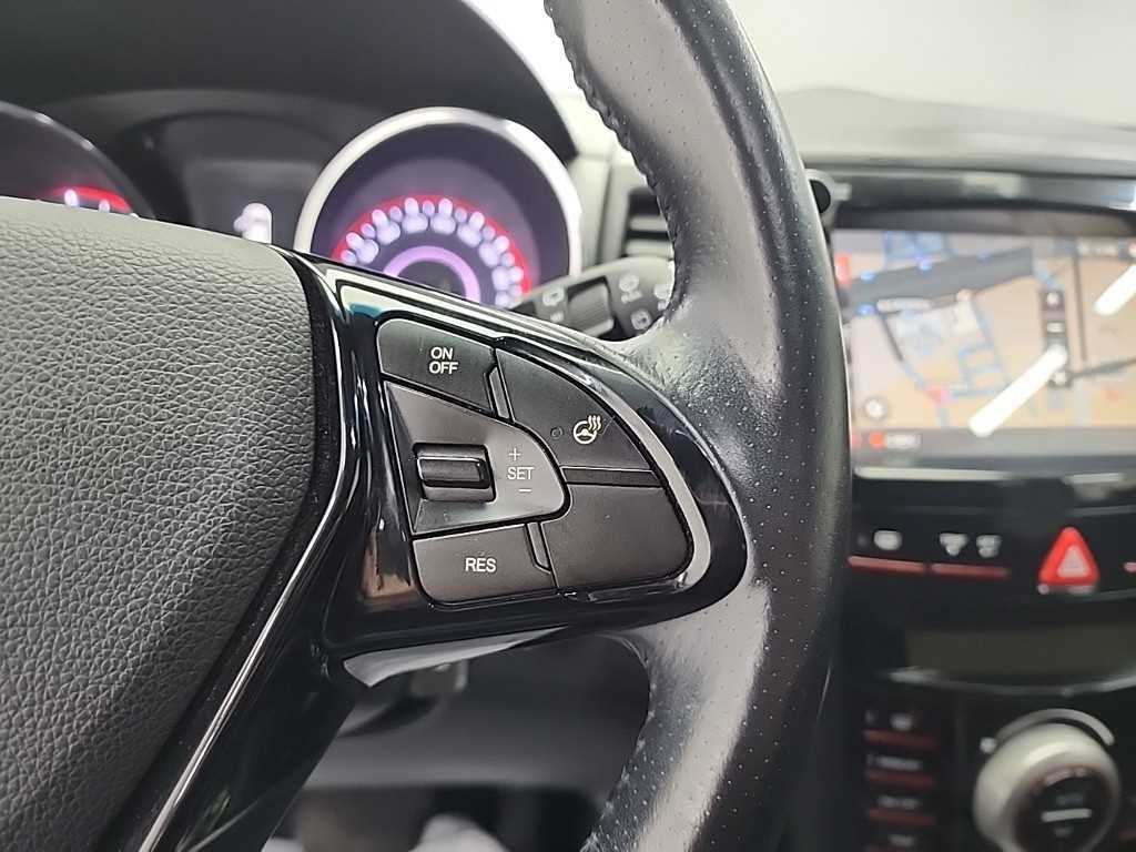 Ssangyong Tivoli 2016 Blanco - Importación desde Corea - HF Imports Iquique - Foto 18