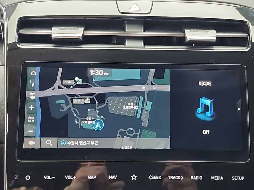 HYUNDAI Tucson 2023 Gris - Importación desde Corea - HF Imports Iquique - Foto 16