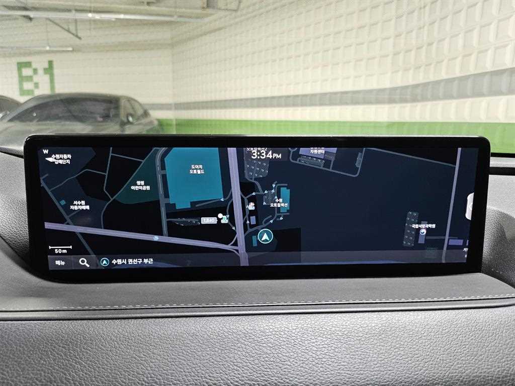 Genesis G80 - Vista 12