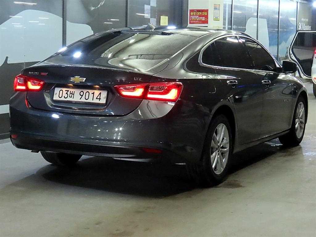 Chevrolet Malibu - Vista 4