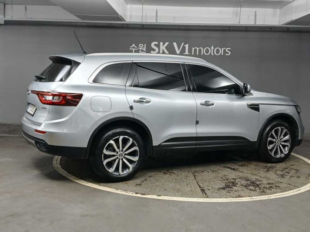 SAMSUNG QM6 - Vista 4