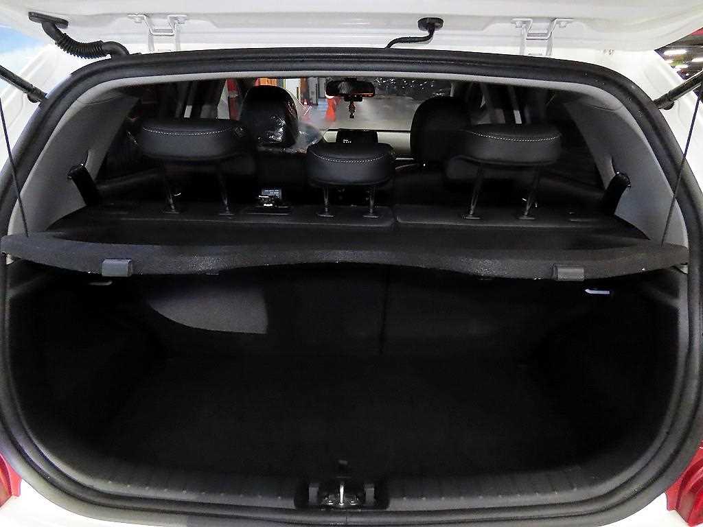 KIA Morning 2021 Blanco - Importación desde Corea - HF Imports Iquique - Foto 17