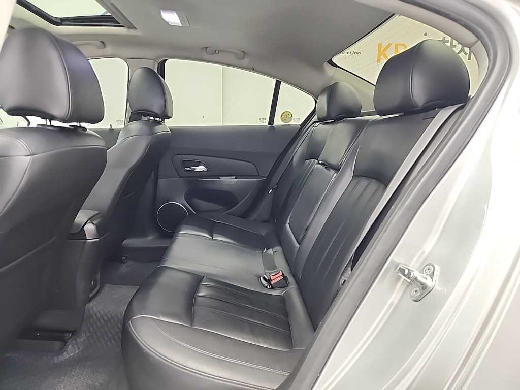 Chevrolet Cruise - Vista 12