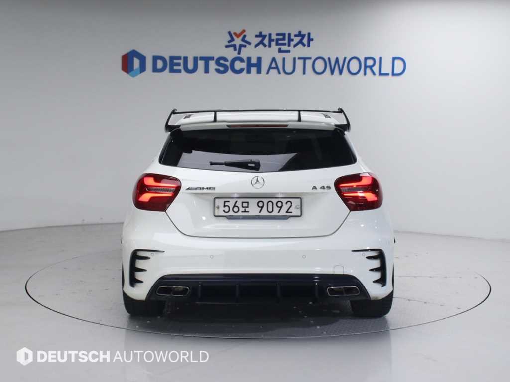 Mercedes Benz A Class - Vista 4