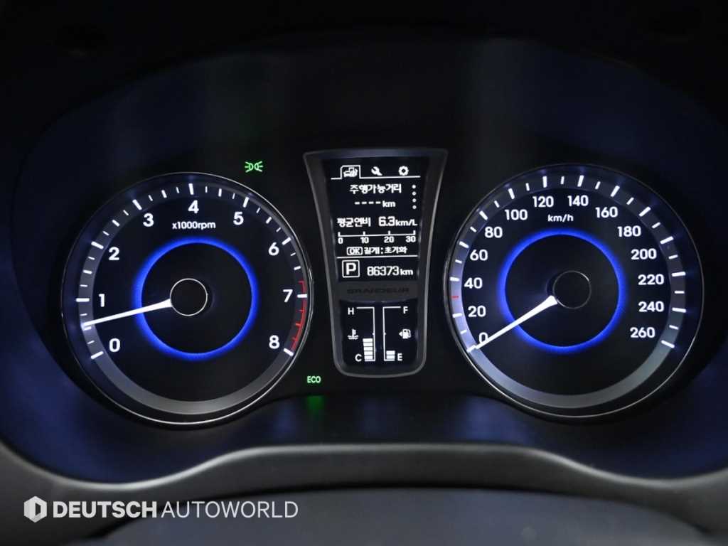 HYUNDAI Grandeur - Vista 8