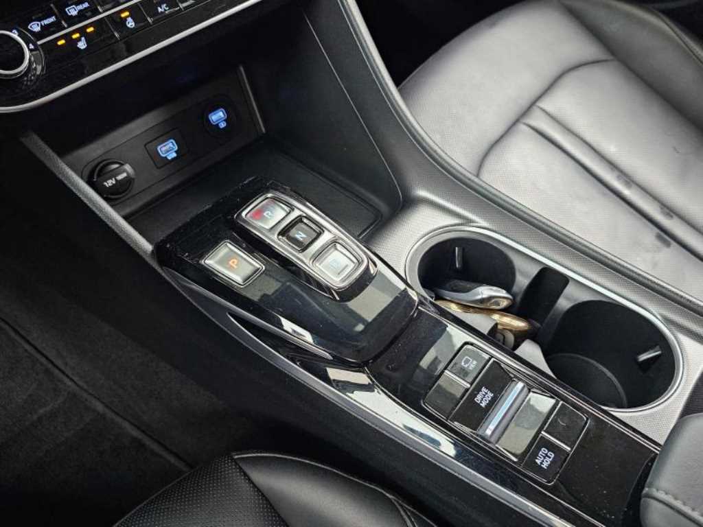 HYUNDAI Sonata - Vista 9