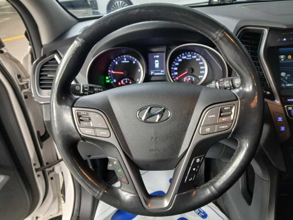 HYUNDAI Santa Fe - Vista 8