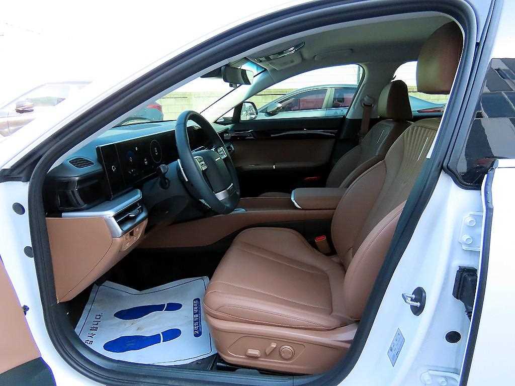 HYUNDAI Grandeur - Vista 5