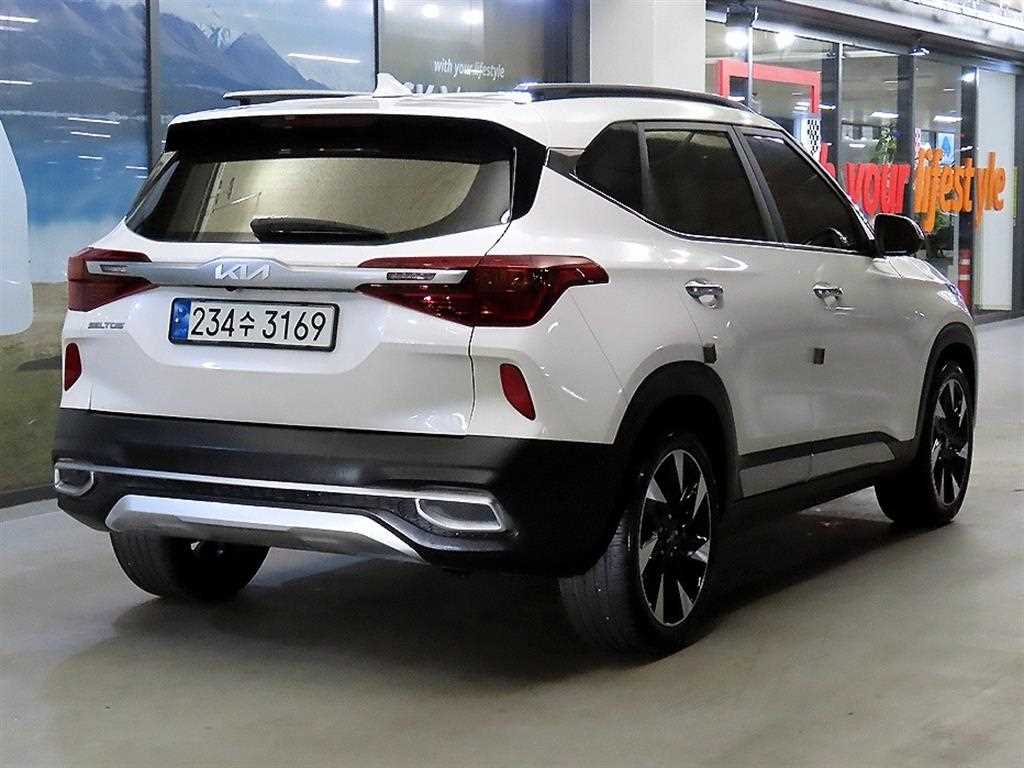 KIA Seltos - Vista 4