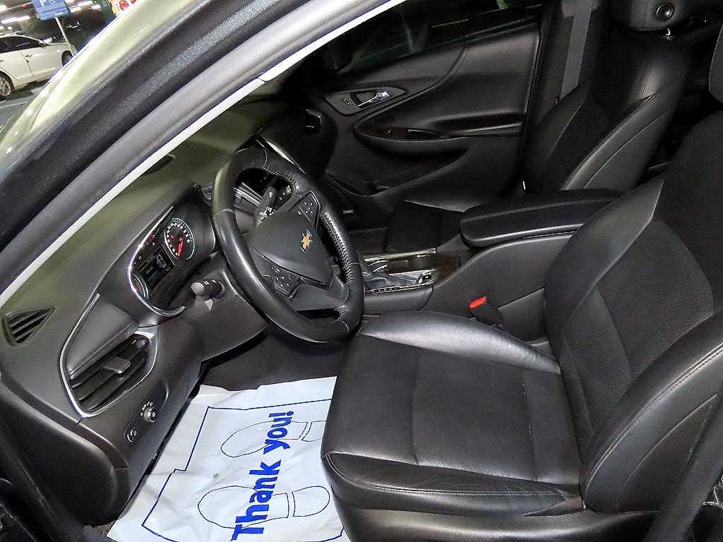 Chevrolet Malibu - Vista 6