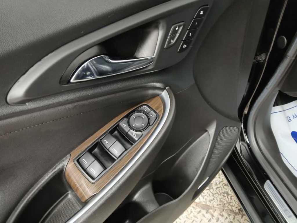 Chevrolet Malibu - Vista 10