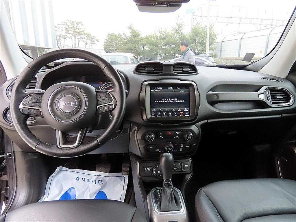 Jeep Renegade - Vista 7