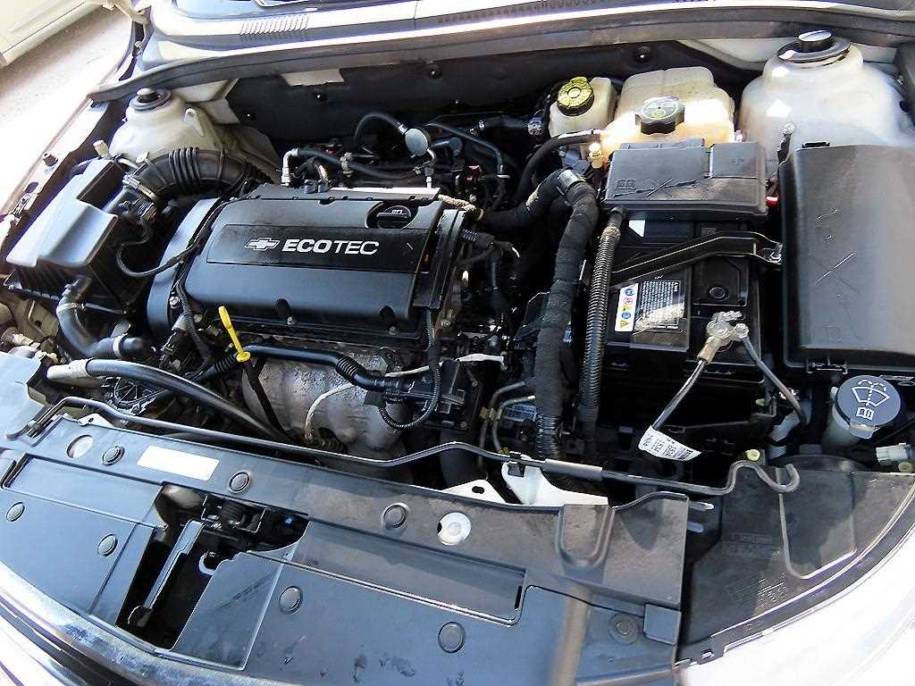 Chevrolet Cruise 2014 Blanco - Importación desde Corea - HF Imports Iquique - Foto 17