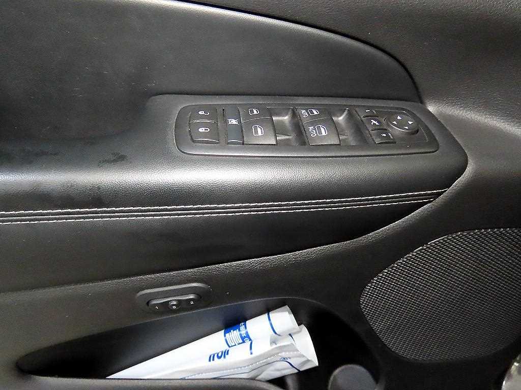 Jeep Cherokee 2015 Gris - Importación desde Corea - HF Imports Iquique - Foto 13