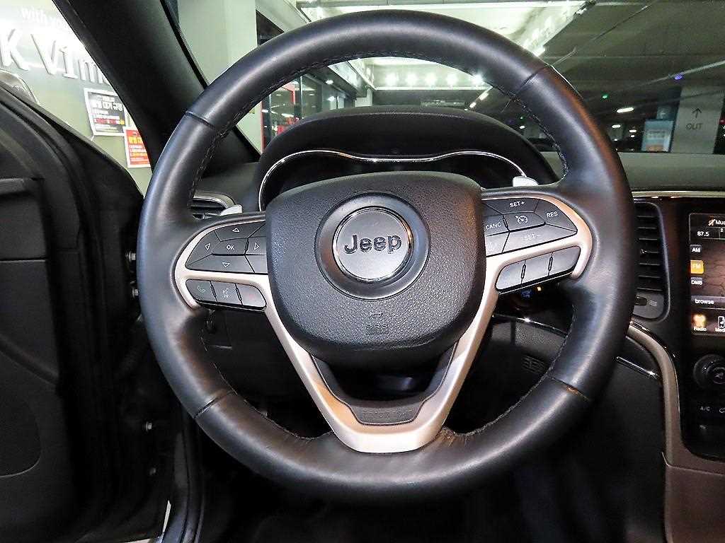 Jeep Cherokee - Vista 8