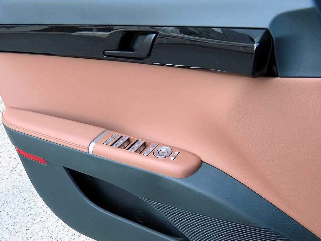 HYUNDAI Grandeur - Vista 11