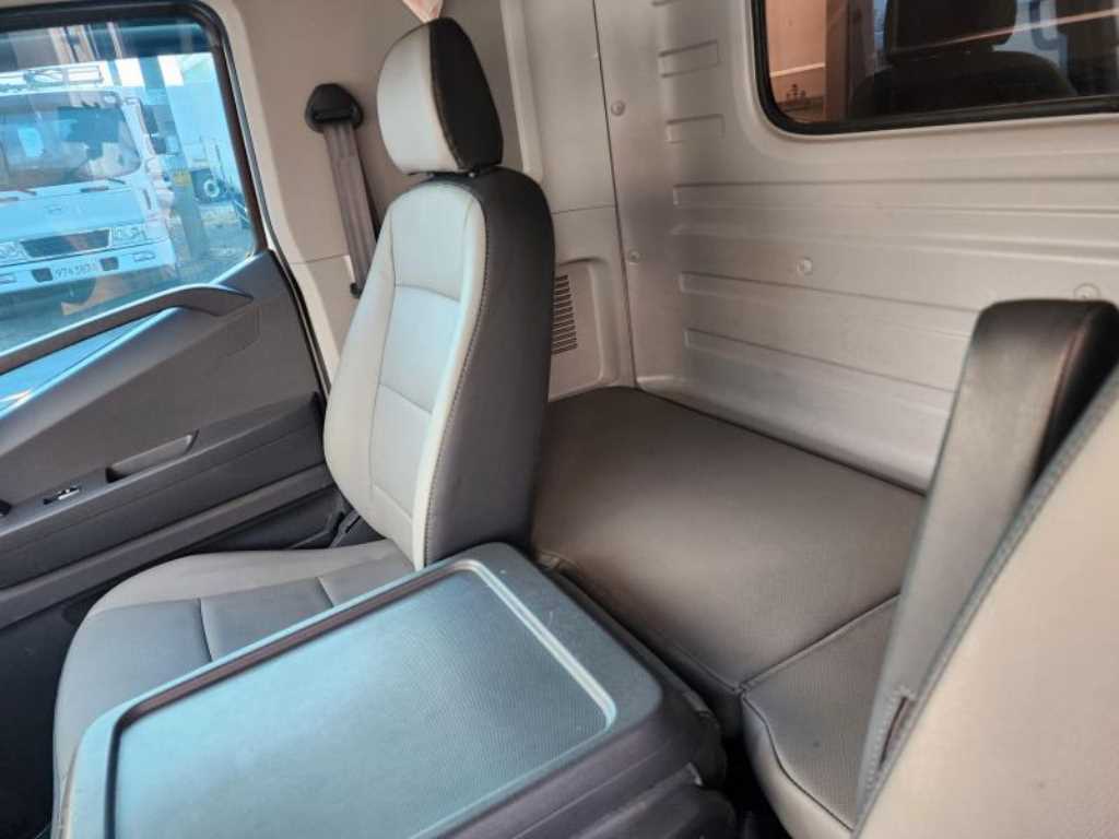 medium and large cargo truck 2023 Blanco - Importación desde Corea - HF Imports Iquique - Foto 17