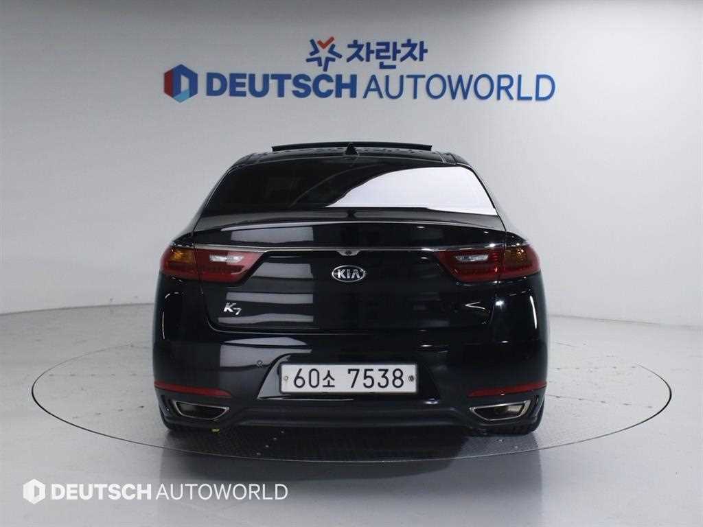 KIA K7 - Vista 4