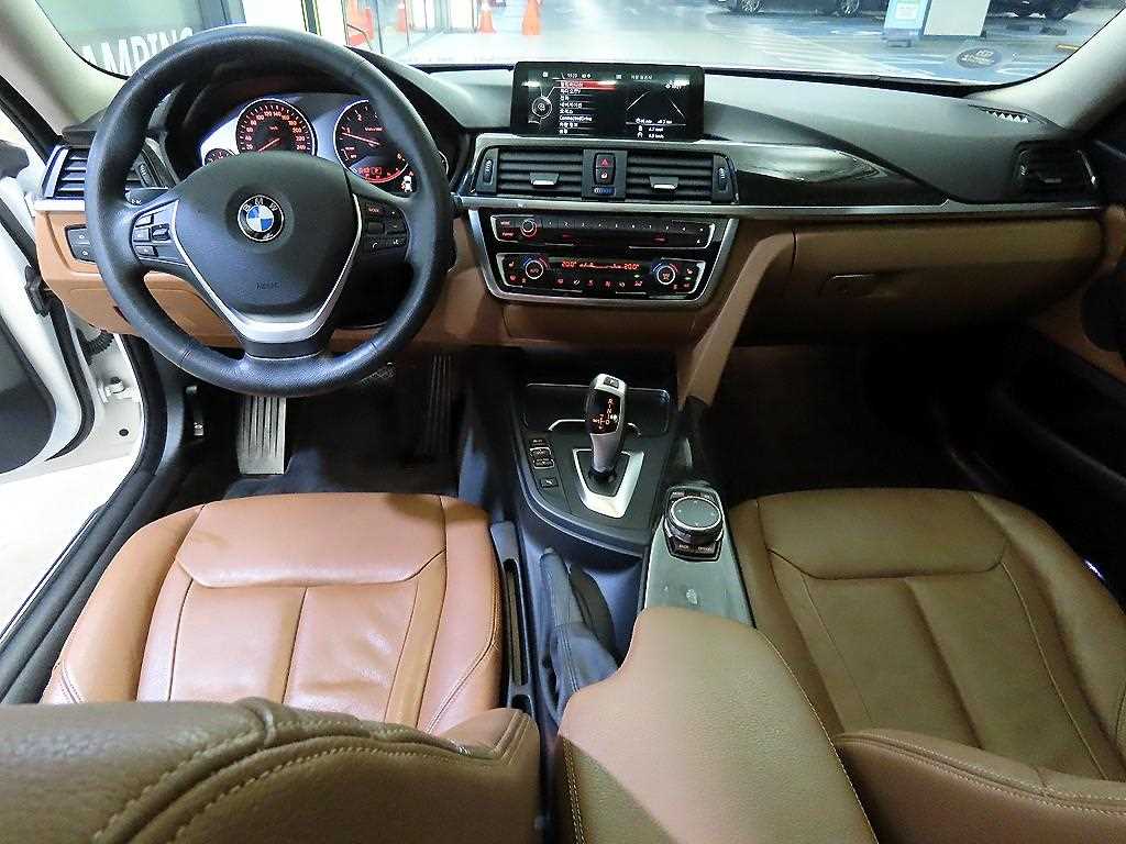 BMW 4 Series - Vista 10