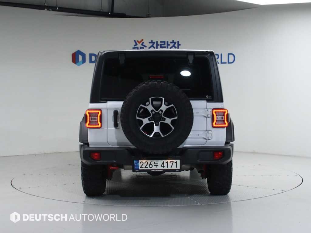 Jeep Wrangler - Vista 4