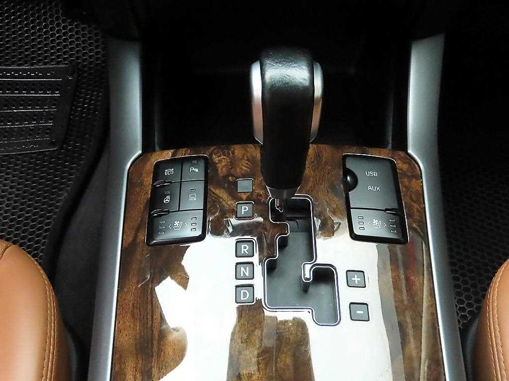 KIA Mohave - Vista 10