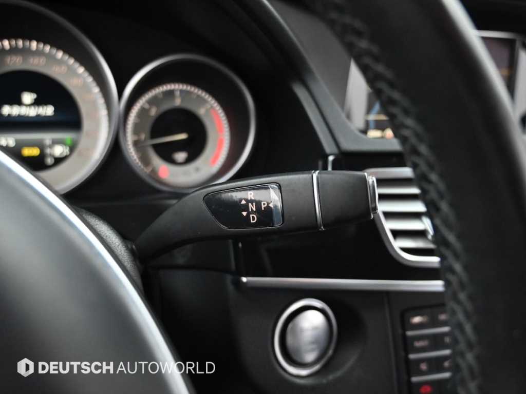 Mercedes Benz E class - Vista 9