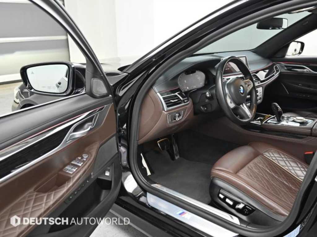 BMW 7 Series - Vista 11