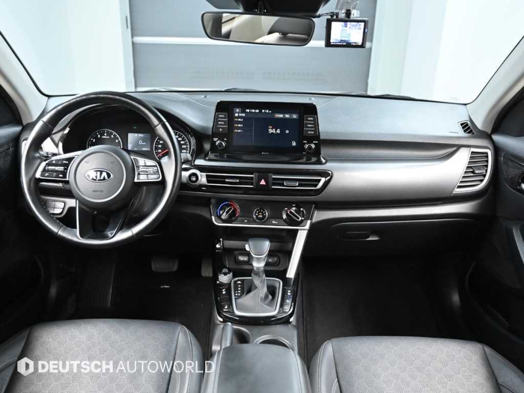 KIA Seltos - Vista 7