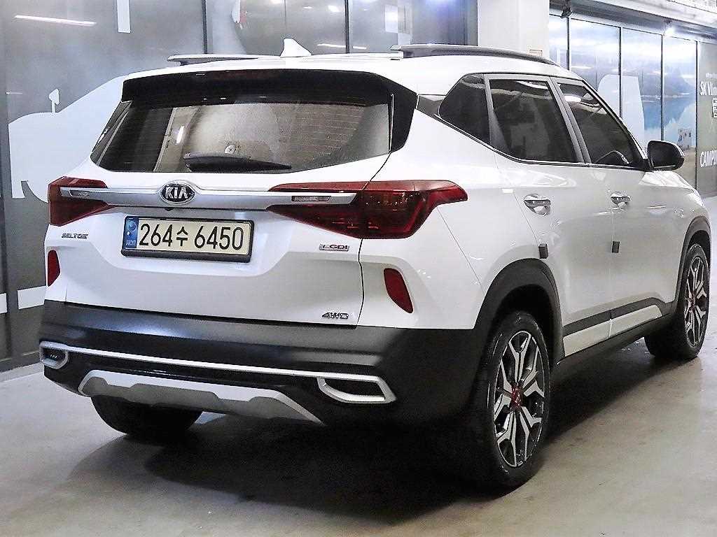KIA Seltos - Vista 4
