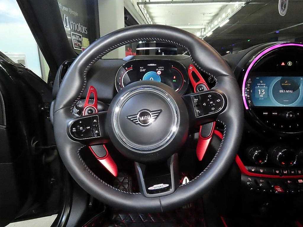 Mini Countryman - Vista 8