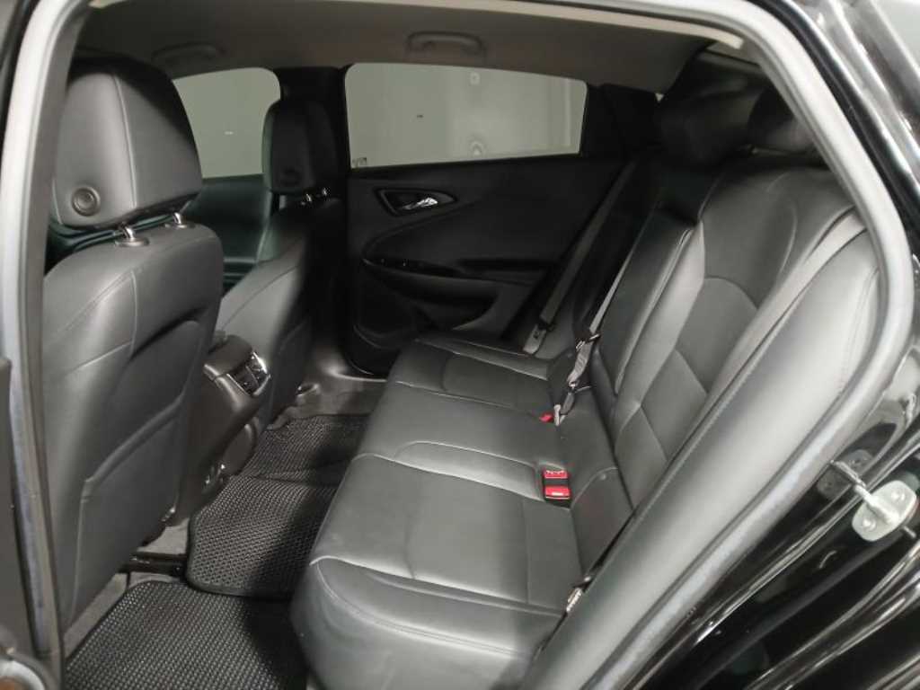 Chevrolet Malibu - Vista 7