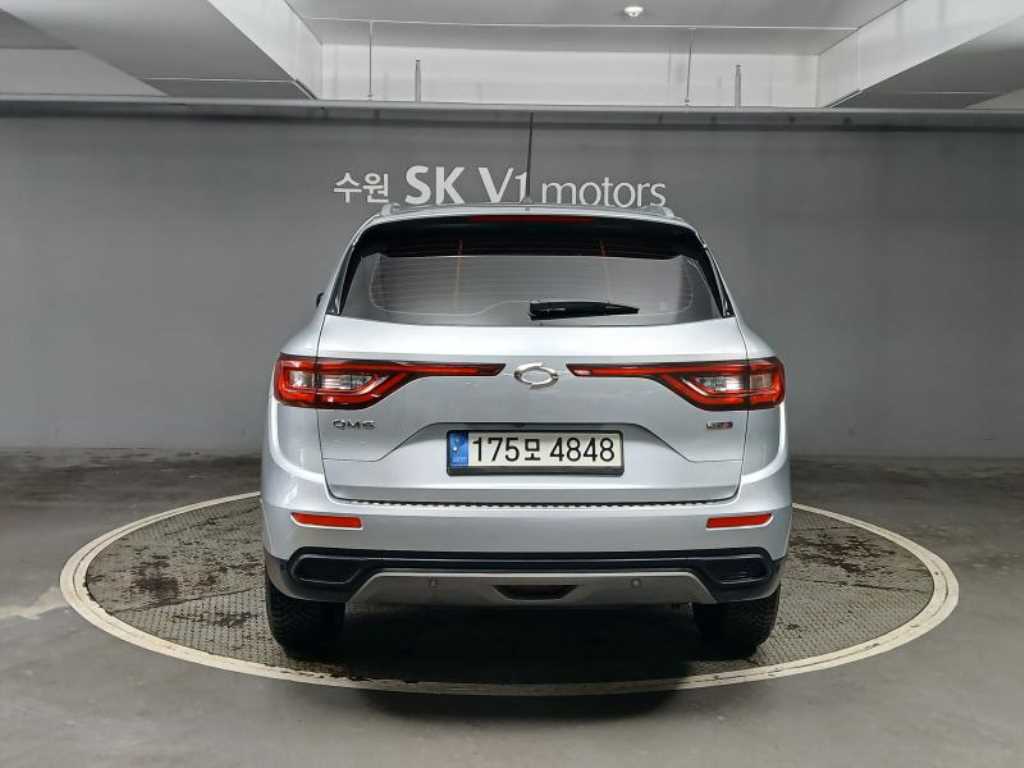 SAMSUNG QM6 - Vista 5