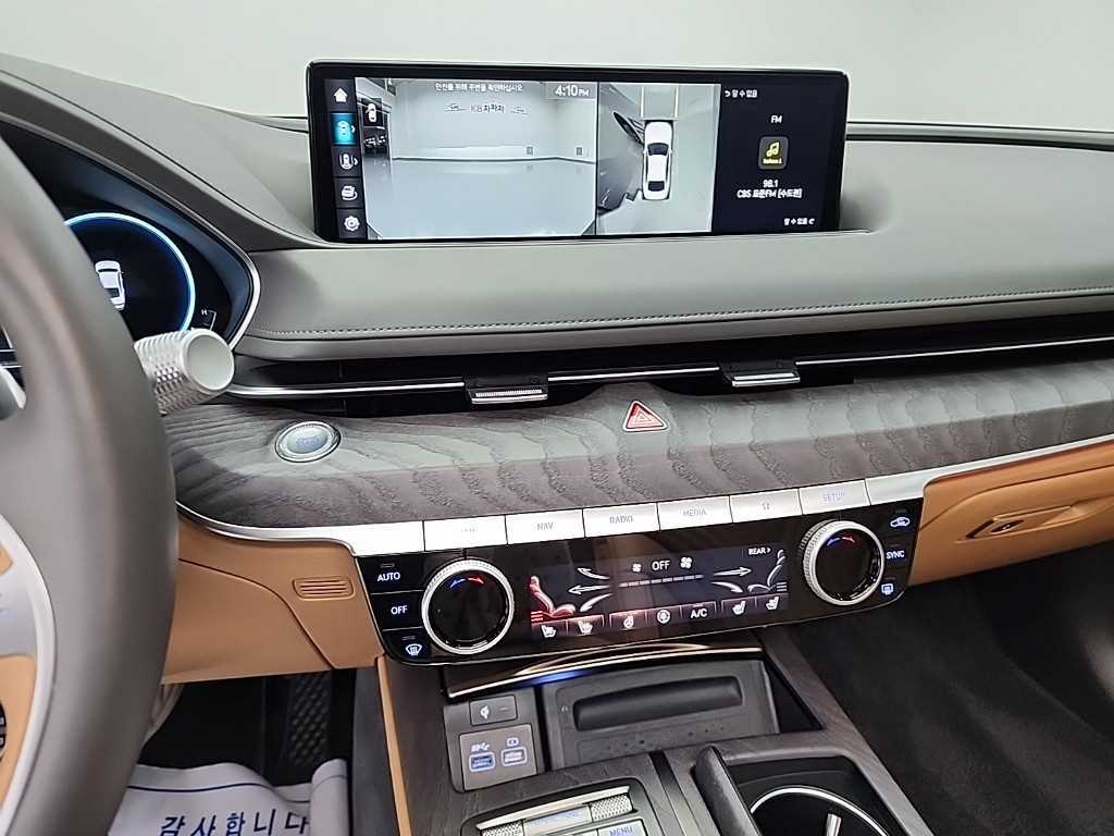 Genesis G80 - Vista 10