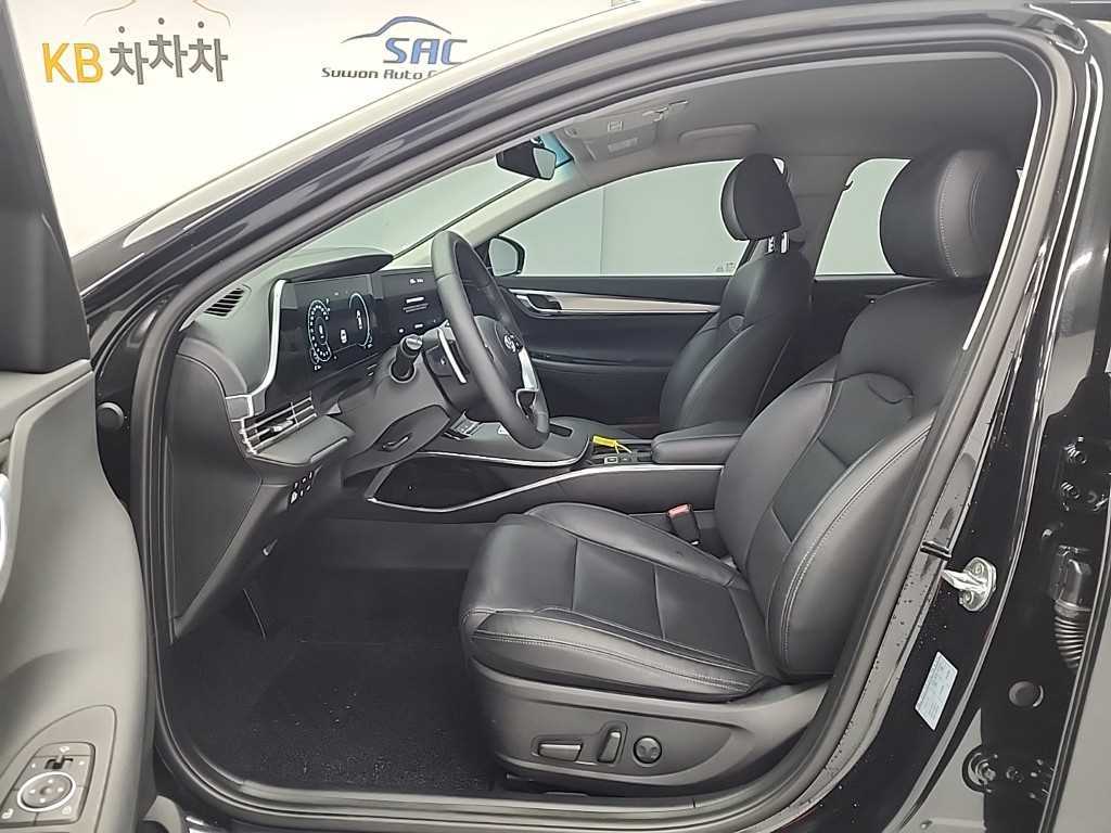 HYUNDAI Grandeur - Vista 11