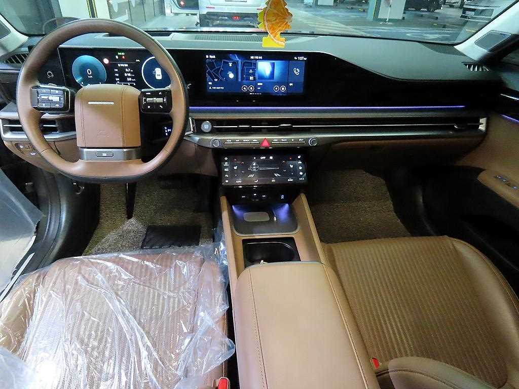 HYUNDAI Grandeur - Vista 10