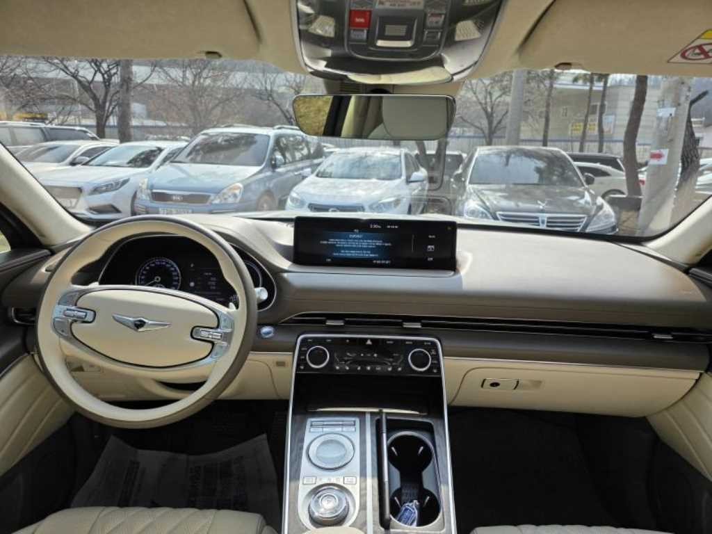 Genesis GV80 - Vista 12