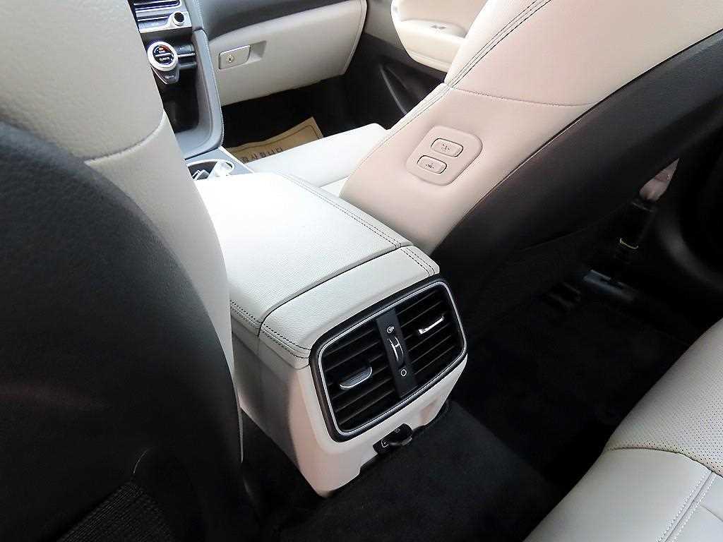 Genesis G70 2021 Blanco - Importación desde Corea - HF Imports Iquique - Foto 17