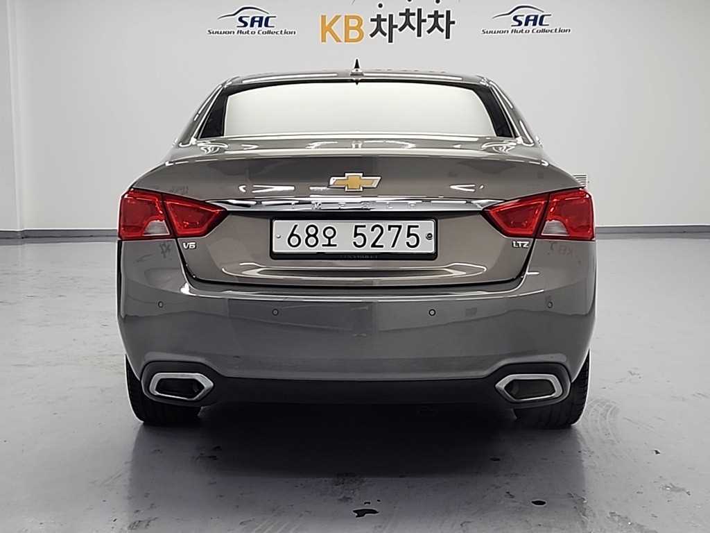 Chevrolet Impala - Vista 4