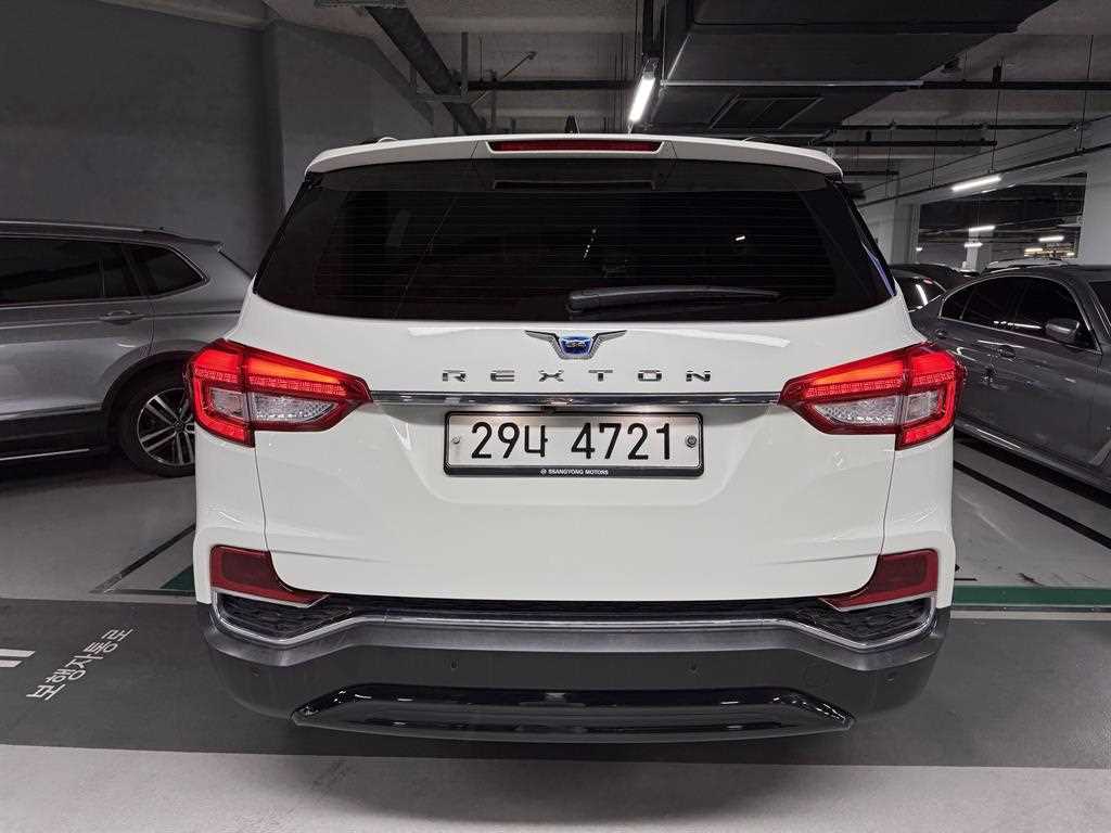 Ssangyong Rexton - Vista 6