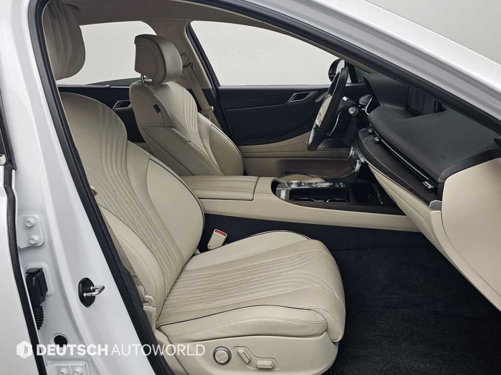 Genesis G80 - Vista 10