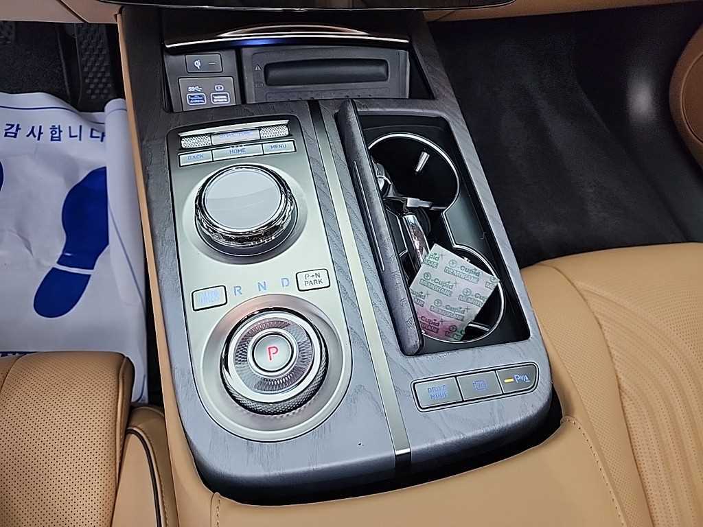 Genesis G80 - Vista 8