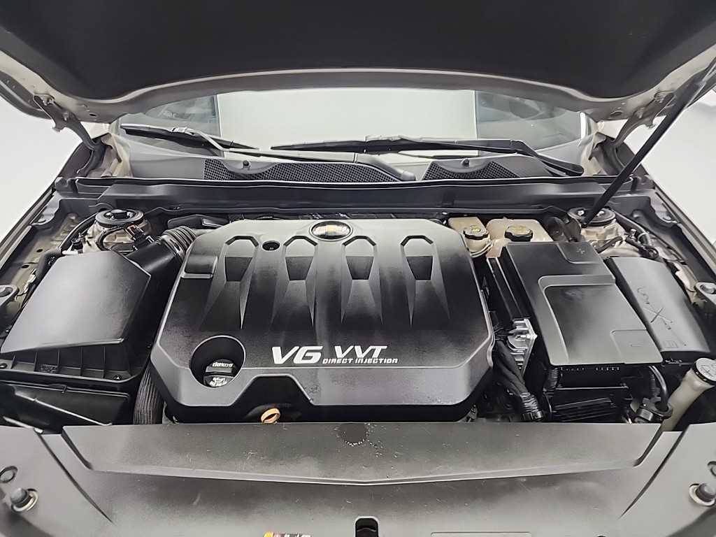 Chevrolet Impala - Vista 6