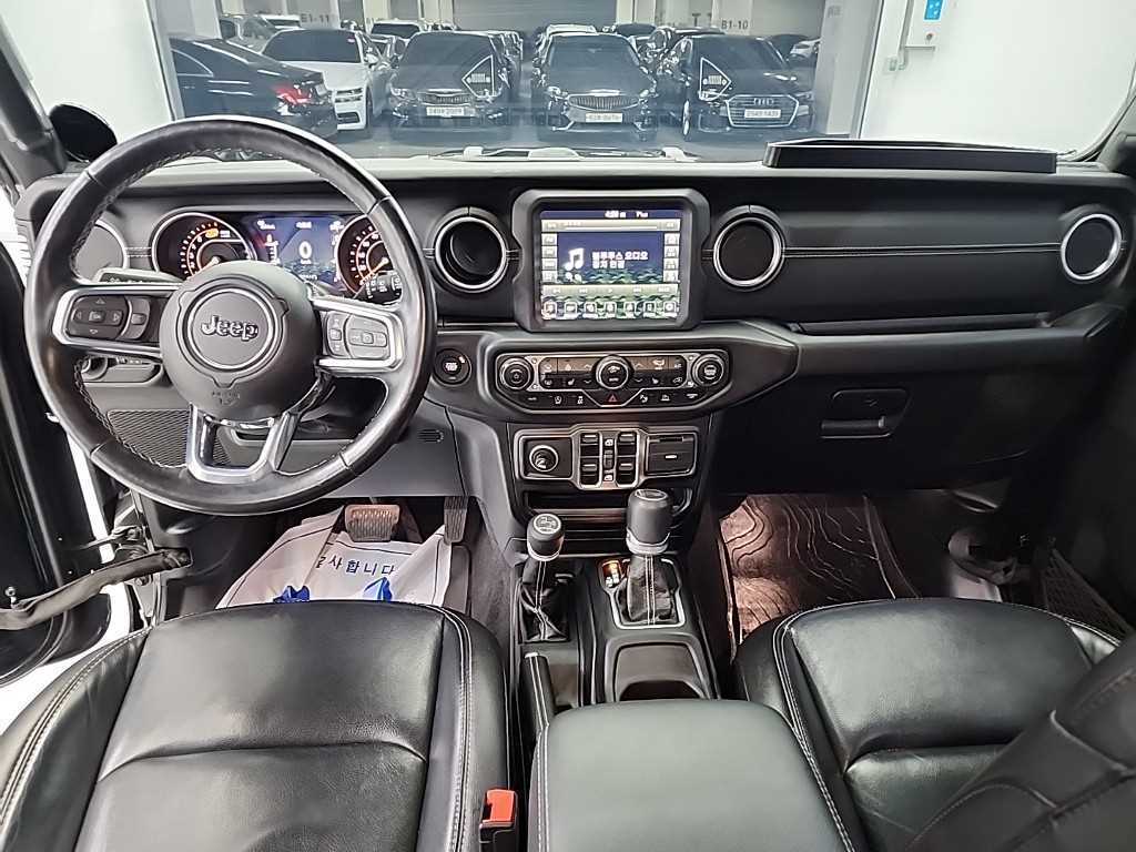 Jeep Wrangler - Vista 7