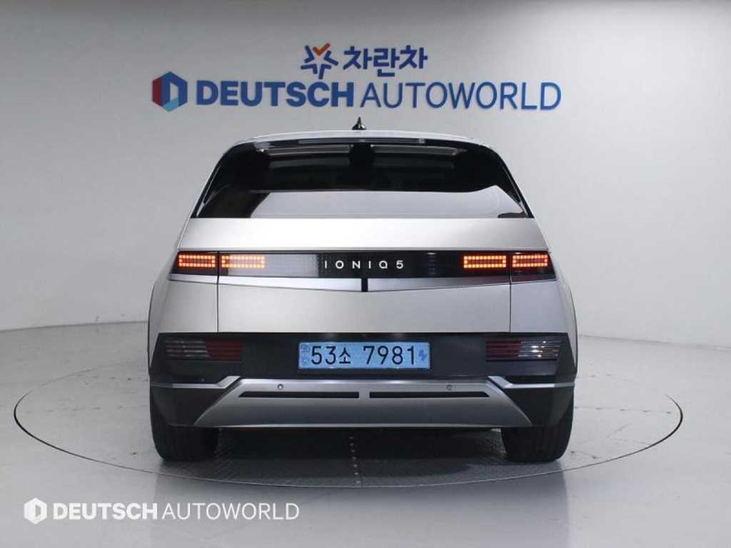 HYUNDAI Ioniq 5 - Vista 4