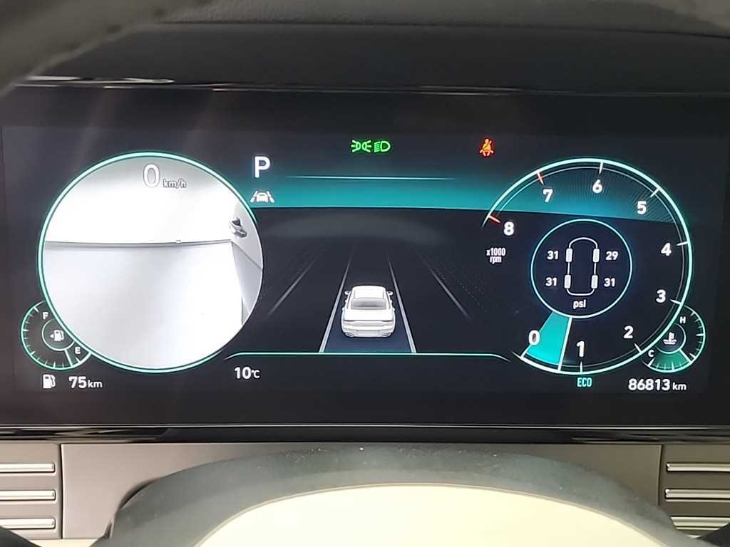 HYUNDAI Grandeur - Vista 6