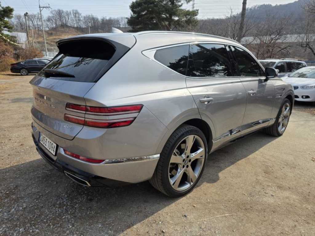 Genesis GV80 - Vista 4