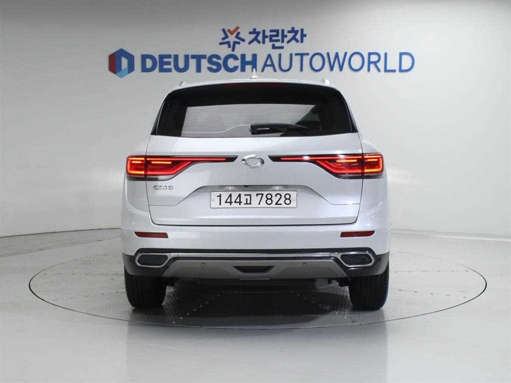 SAMSUNG QM6 - Vista 4