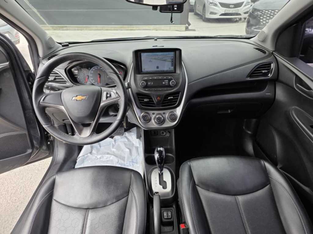 Chevrolet Spark - Vista 5