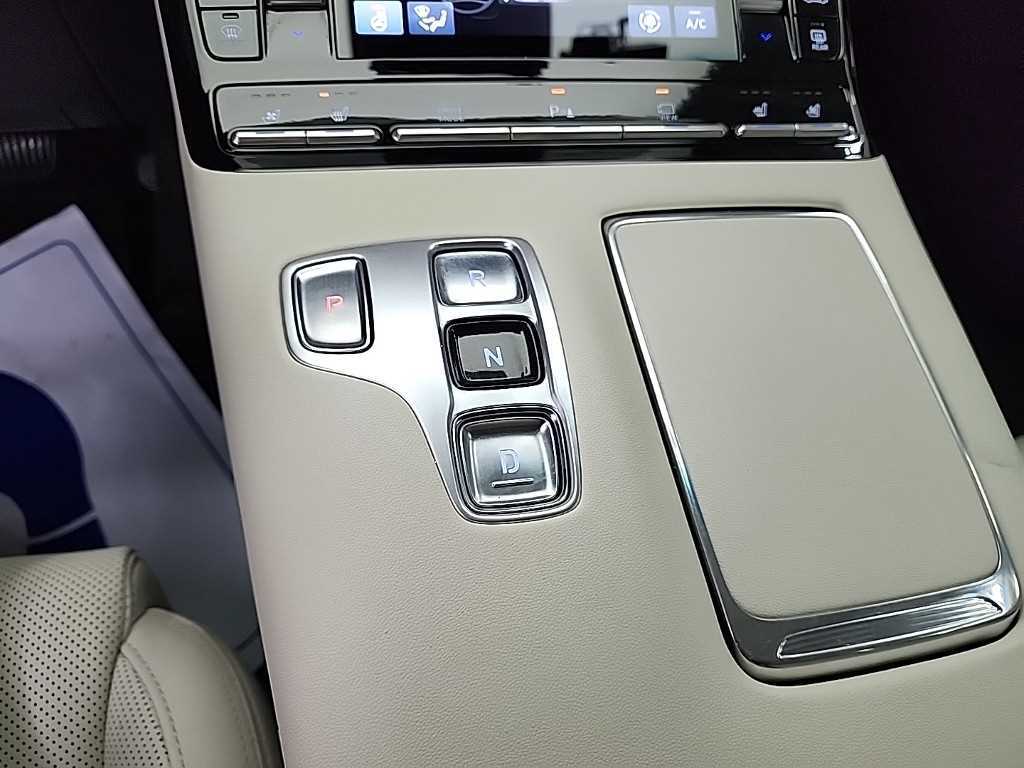 HYUNDAI Grandeur - Vista 8