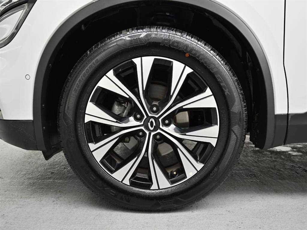 SAMSUNG QM6 - Vista 5